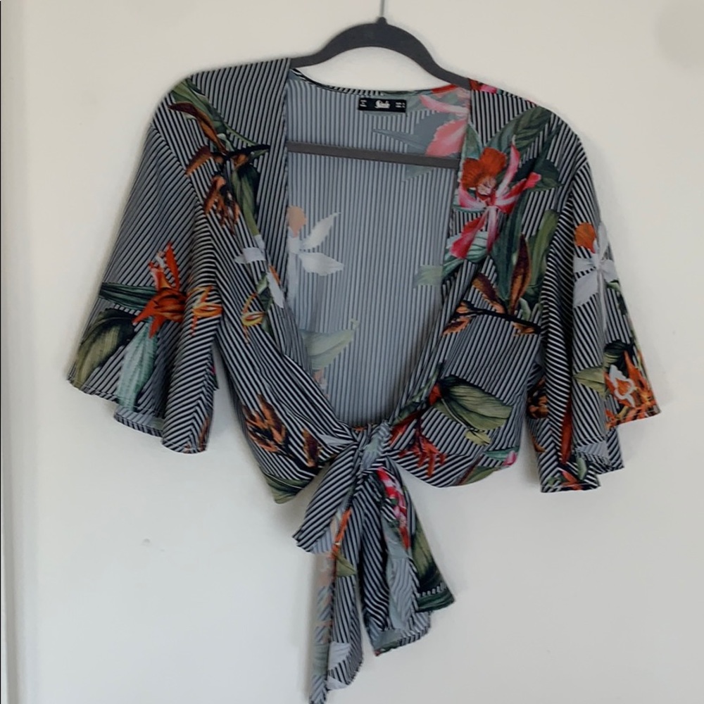 Floral Stripe Tie Front Crop Top - S